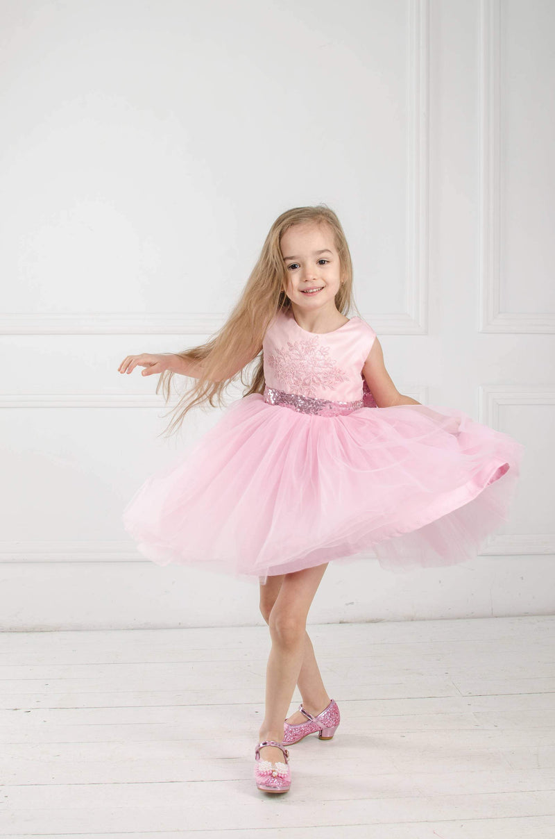 Pink dress 2024 girl image