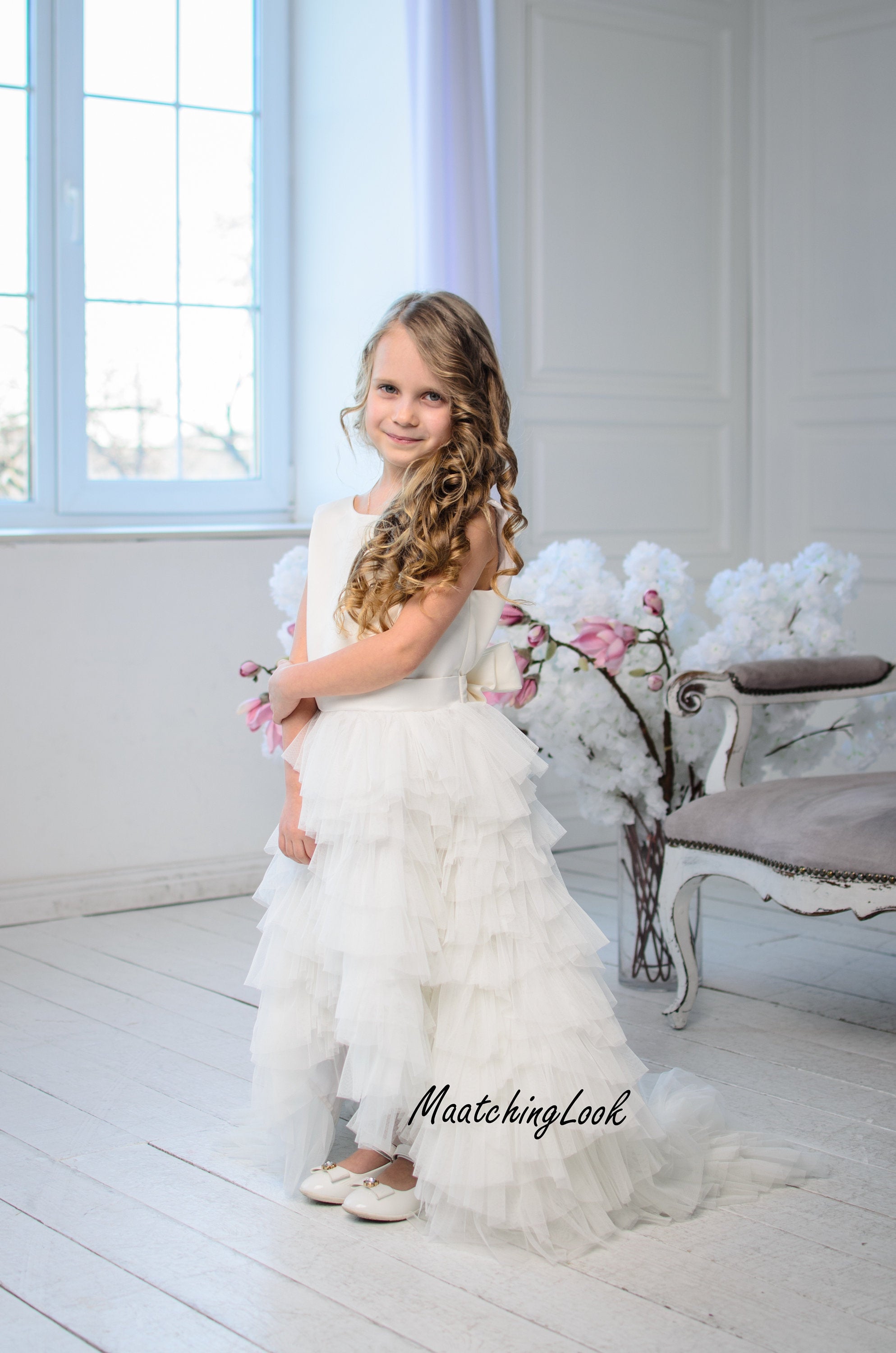 Gradient Flower Girl Dress With Tiered Tulle Fluffy Skirt. 