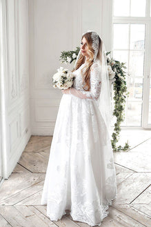 Isabella bridal lace dress with high waist for maternity