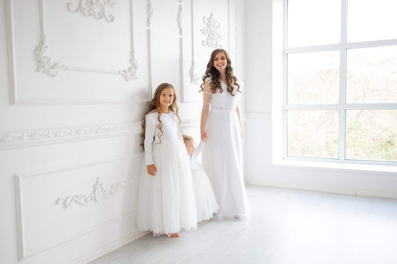 Buy Mother Daughter Matching Dresses, Mommy and Me Formal Outfits, Christening  Dresses, First Communion Dress, White Lace Dresses, Baptism Dress Online in  India - Etsy